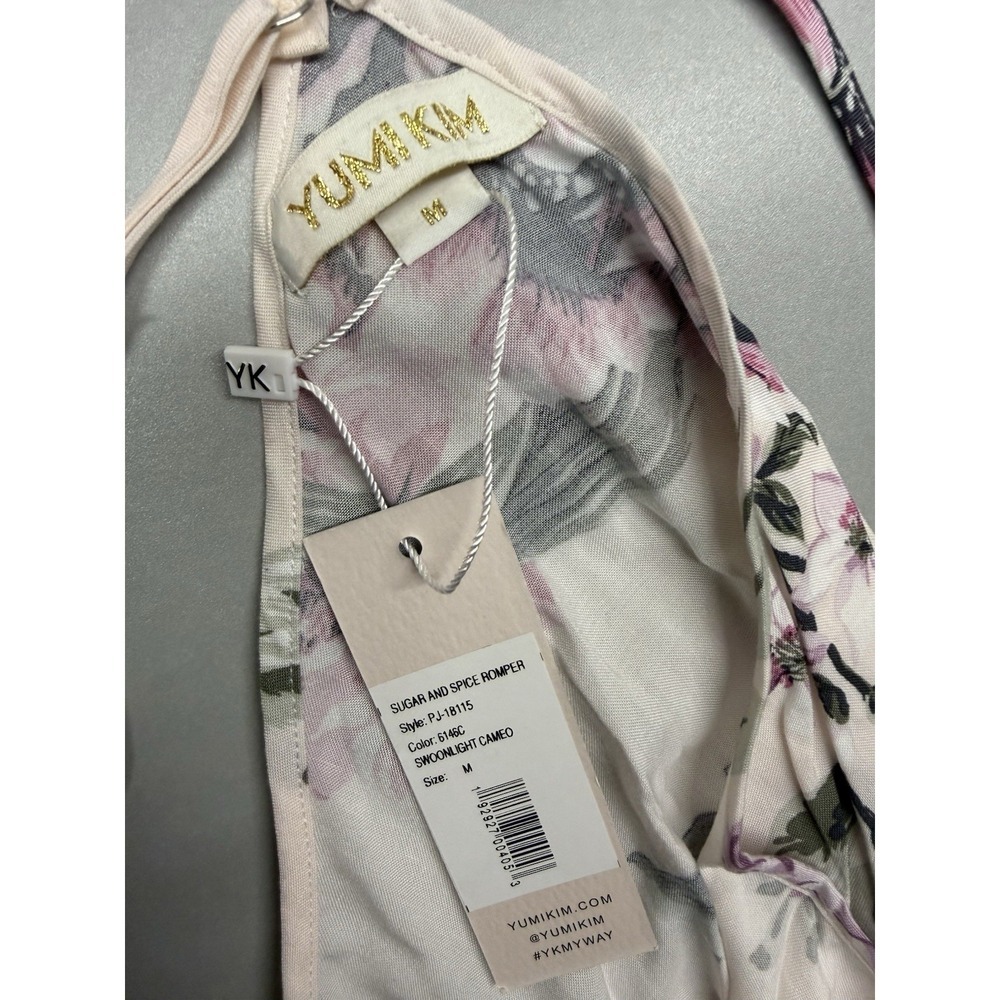 Yumi Kim Sugar & Spice Floral Pajama Romper Swoon Light Cameo Pink Sz M NWT - Picture 5 of 14